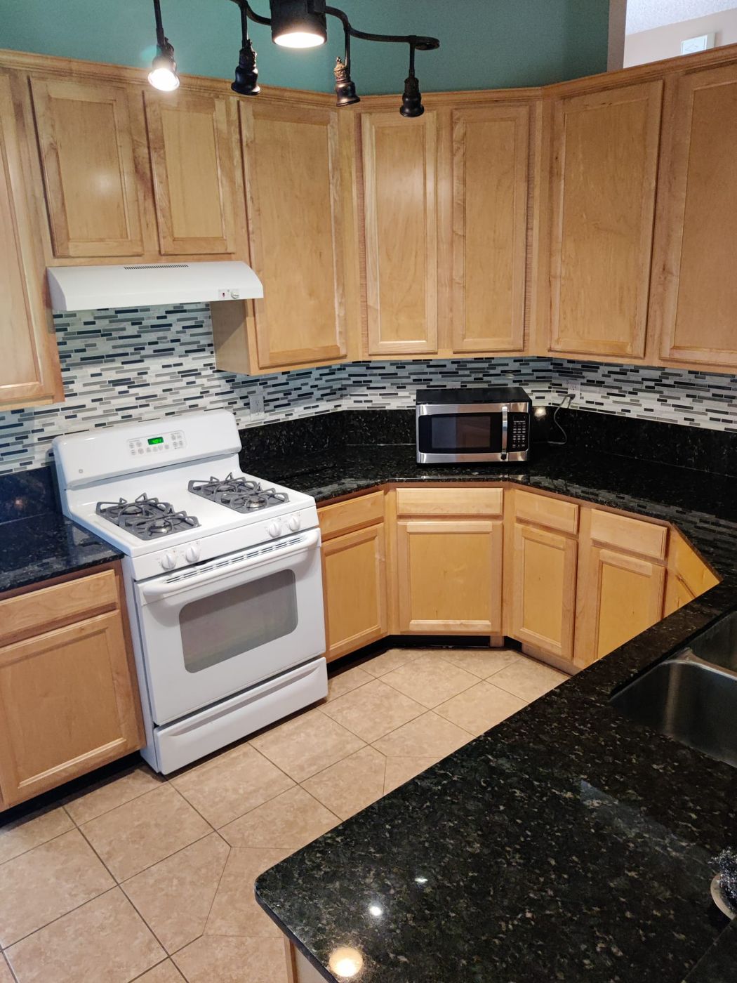 Clean kitchen